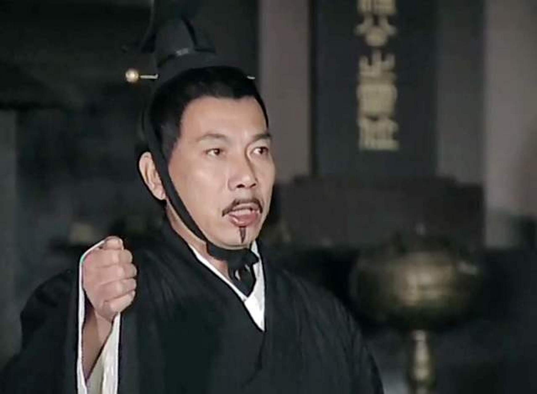 公元前500多年春秋时期,齐国宰相晏婴有个高傲的马夫,这个马夫以自己