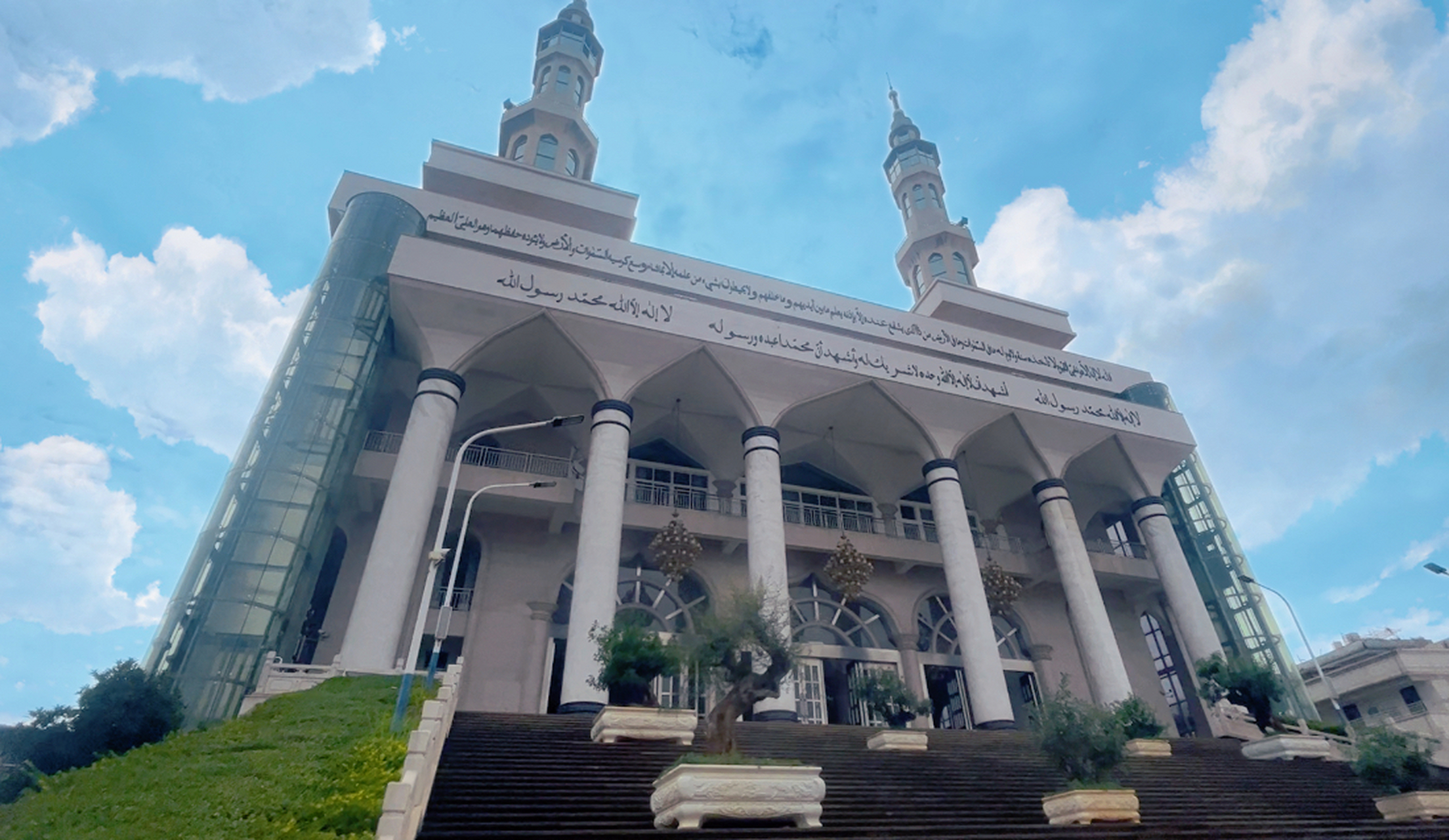 纳家营位于云南省通海县的纳古镇,这个纳古镇就有古城,纳家营,三家村