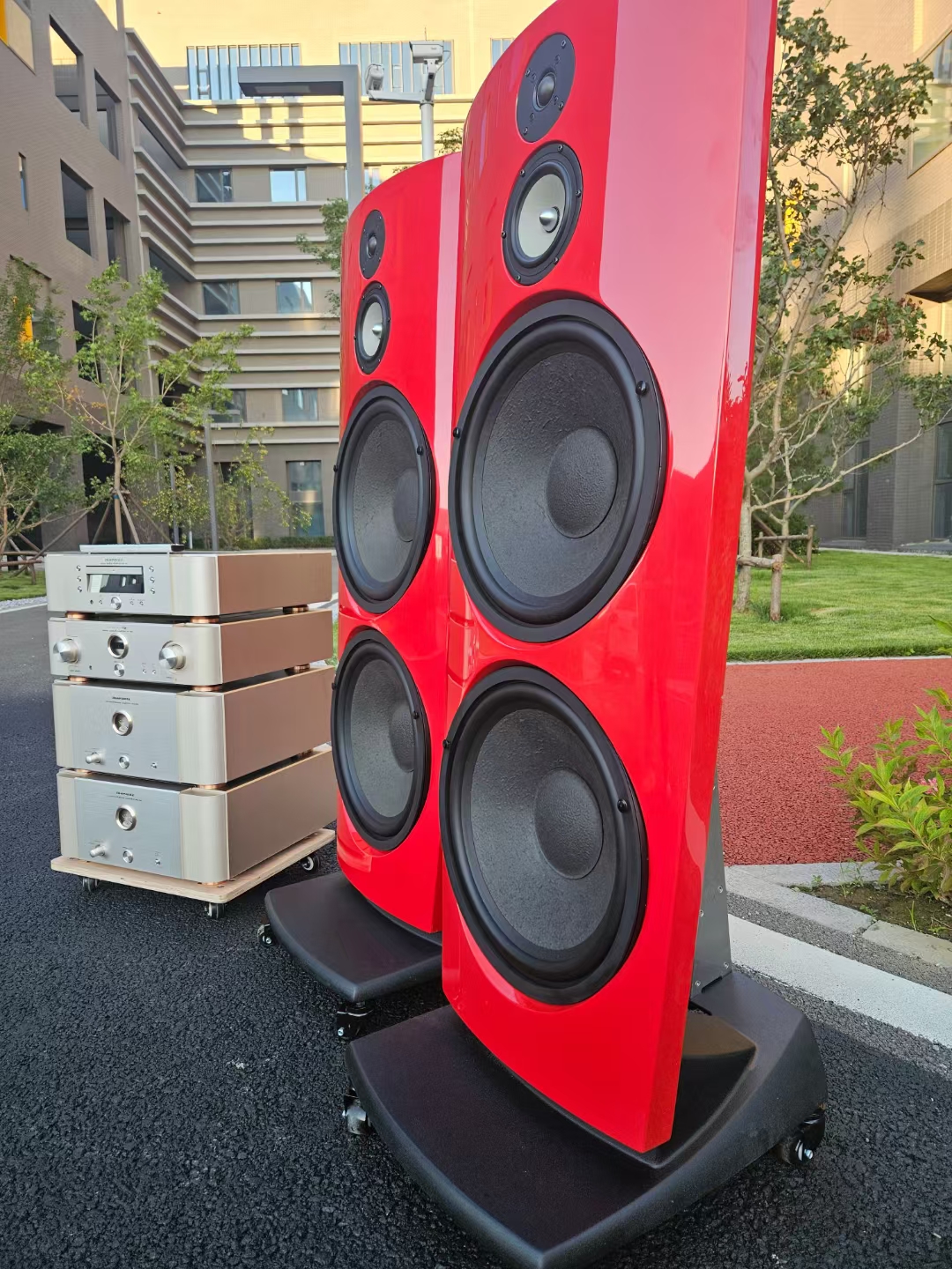 马兰士旗舰四件套,尊宝r909障板音箱 上门回收#音响# #热点引擎计划