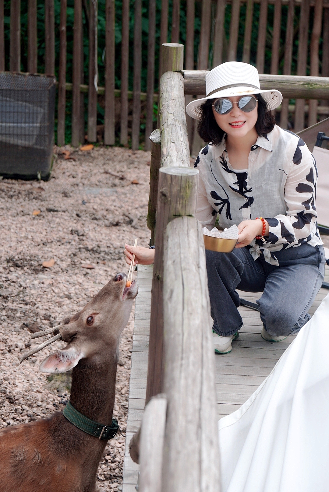 有谁会想到,水闸房都被预订满,都来干什么?