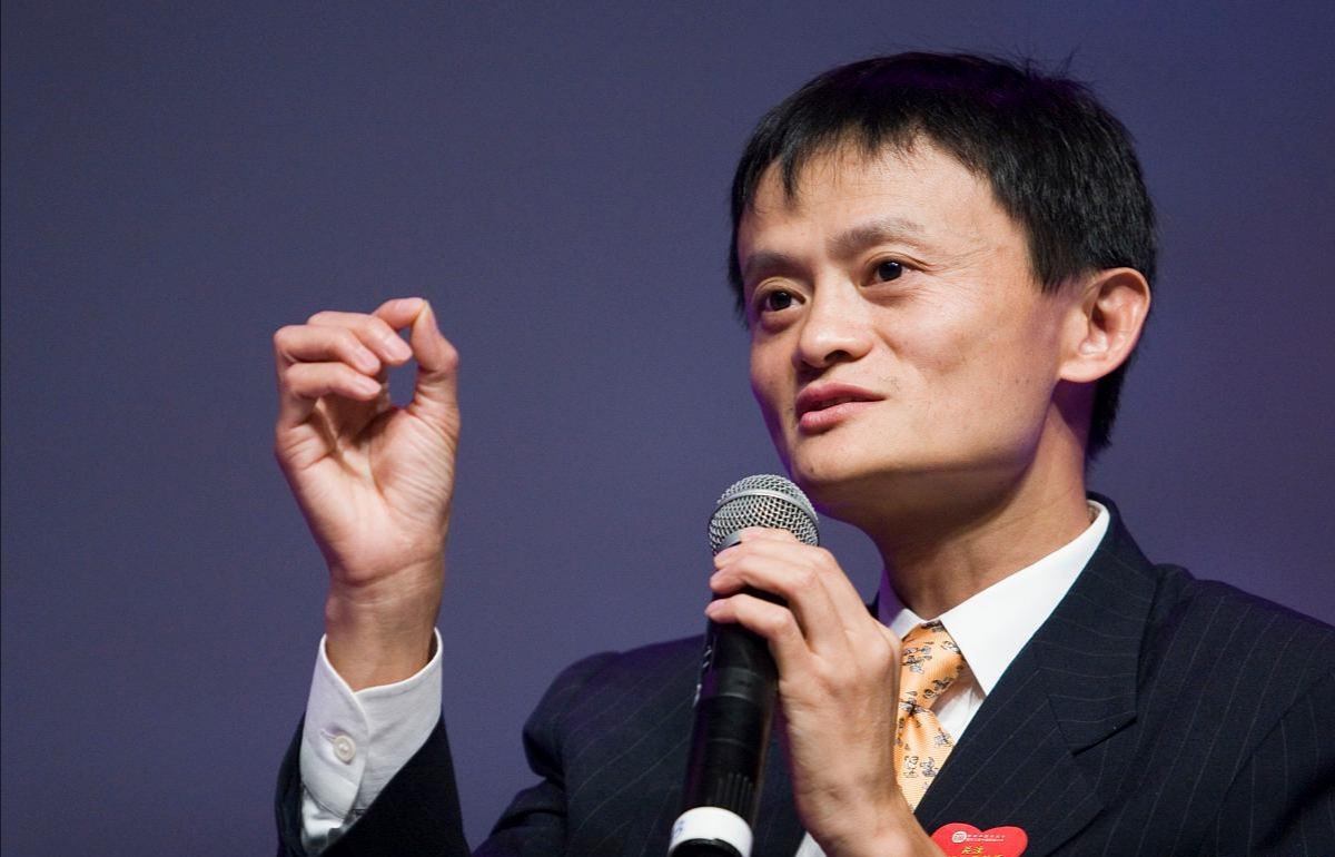 56亿元回报恩人一一莫利一家与马云的暖心故事  1980年8月8日,暑假