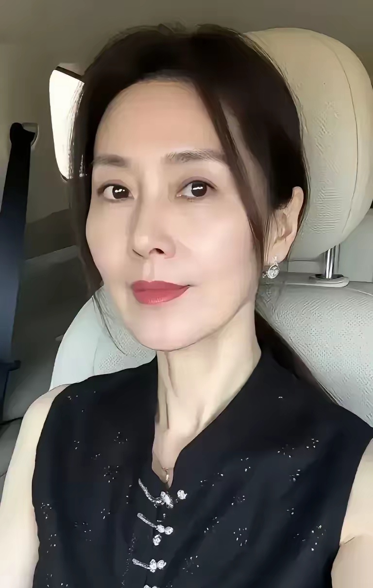 民间有个说法:"女人颧骨高,屠夫不用刀".谁知道为啥会这样说?