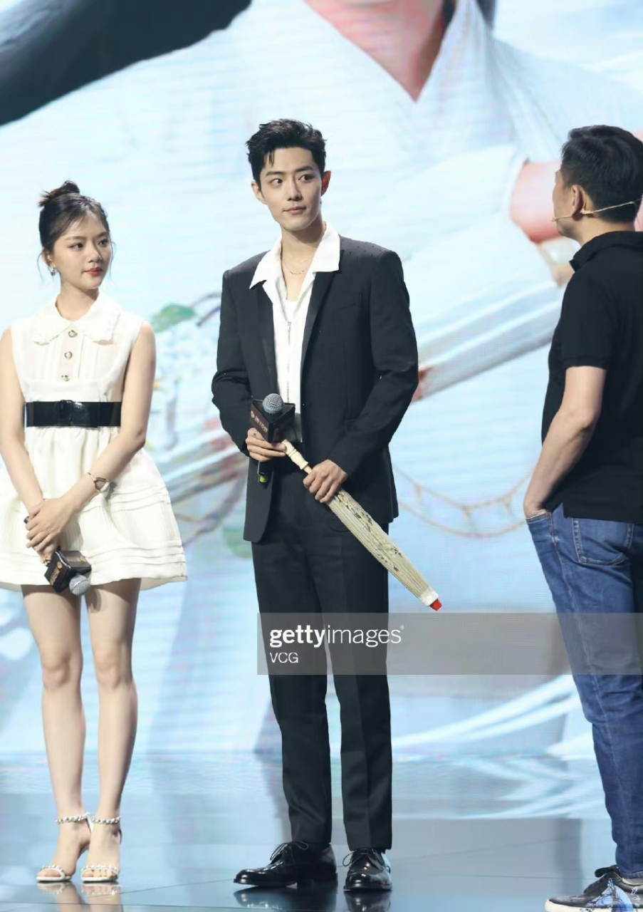 肖战任敏同框生图,你感觉怎么样?