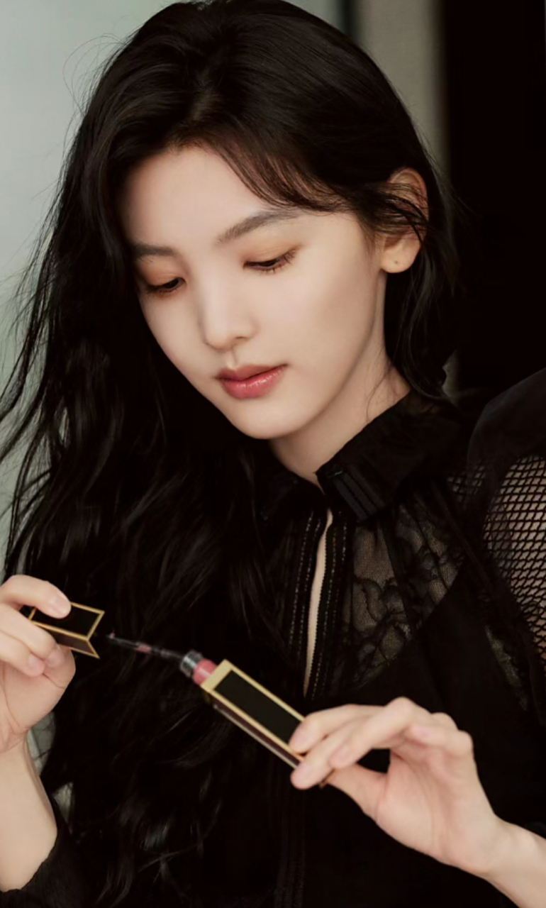 章若楠的品牌造型看着好清纯唯美,你感觉怎么样?