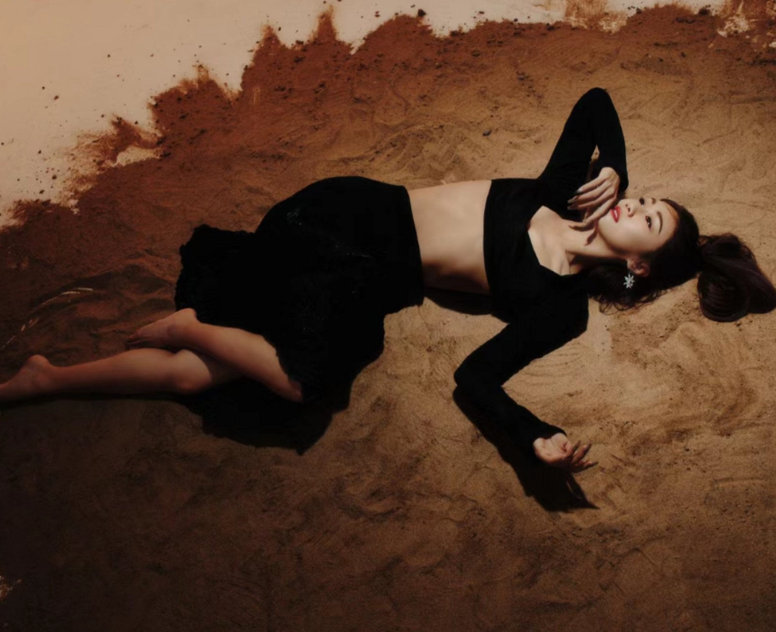 郑钧老婆刘芸的身材保养的真好,你羡慕吗?