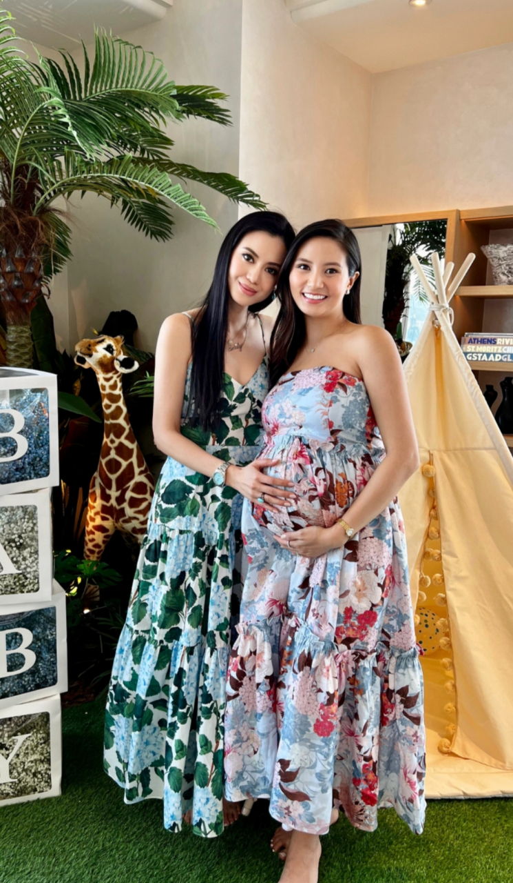 香港名媛林恬儿分享和闺蜜陈颂廉合影,合影中她的闺蜜已经怀孕,而她