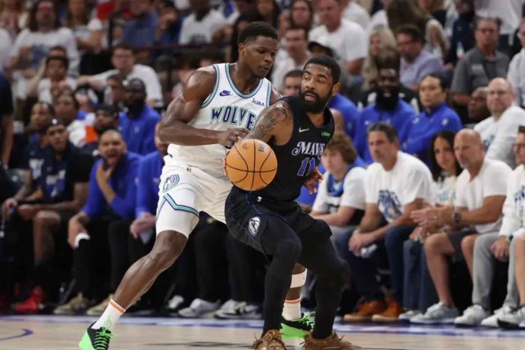 关于东契奇绝杀时刻,米切尔点燃赛场,雄鹿迎来胜利!的信息 关于东契奇绝杀时刻,米切尔点燃赛场,雄鹿迎来胜利!的信息