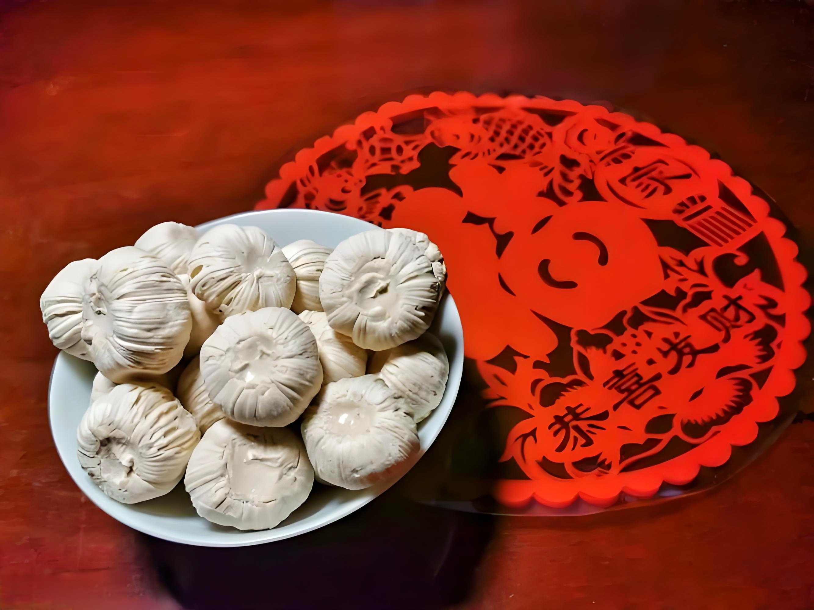 酥脆糖瓜入嘴甜,好事定多言. 打扫卫生忙购物,备货想周全