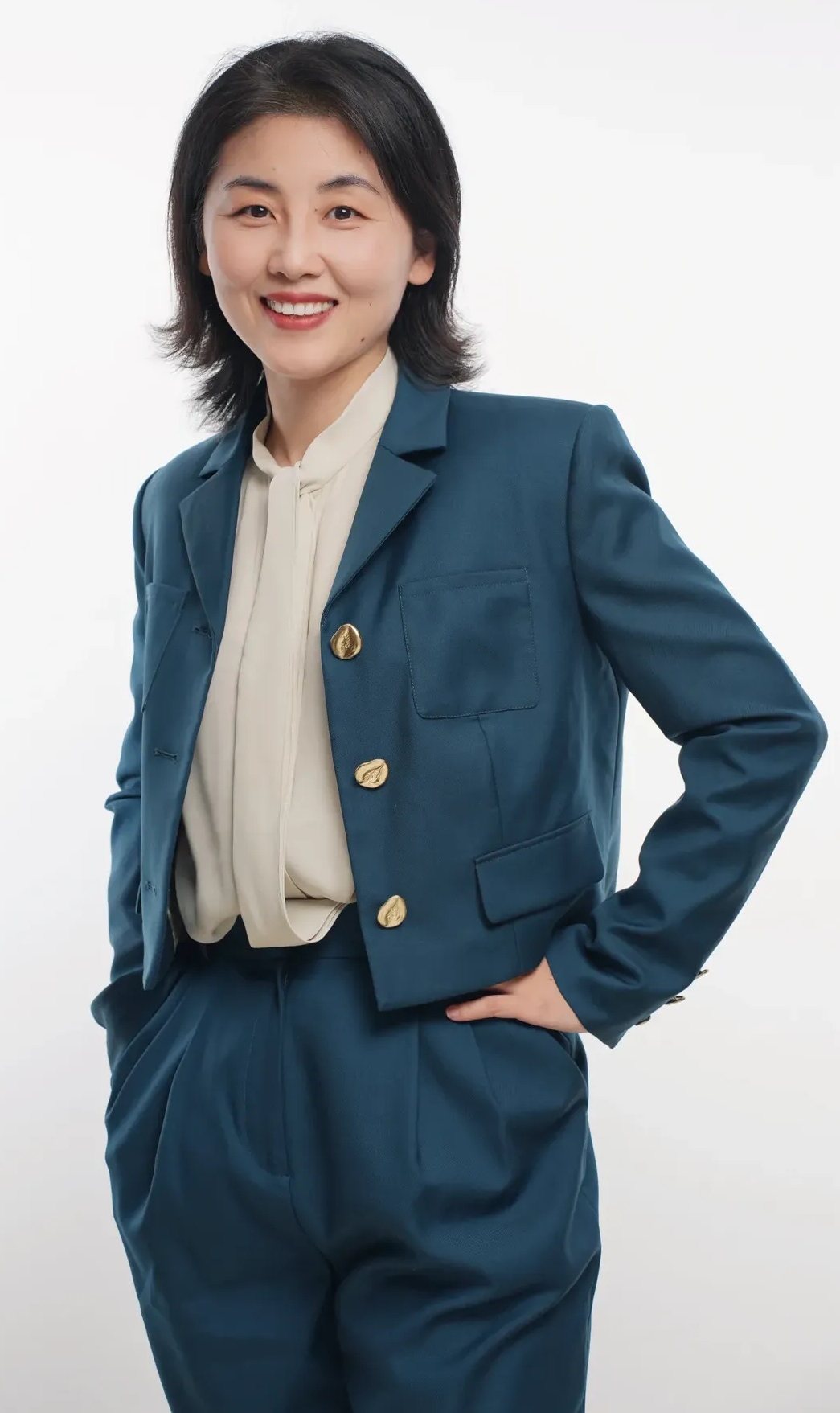 颜宁院士的十大重大成就: 一:解析关键膜蛋白结构 2009年,阐述了甲酸