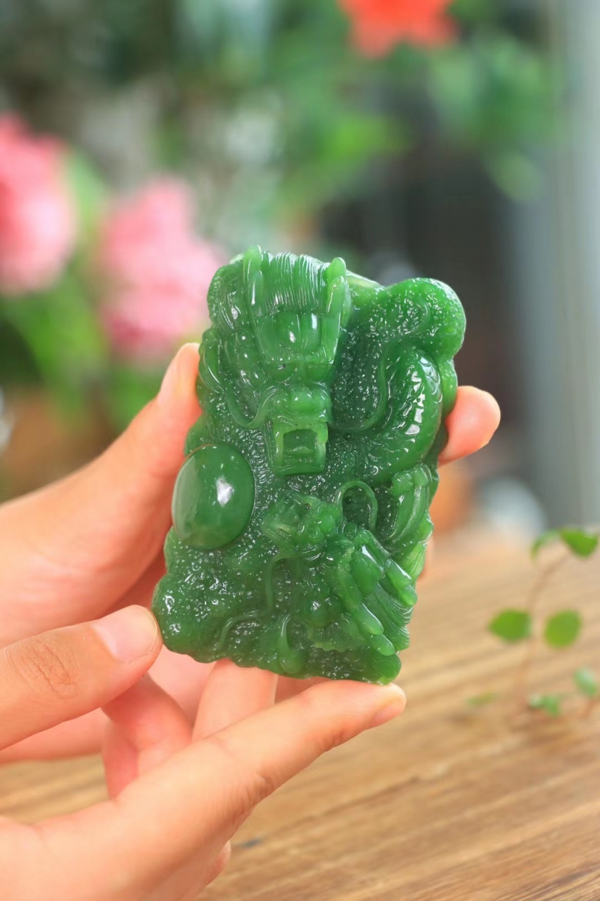 和田玉碧玉阳绿龙牌 龙行天下生意兴隆