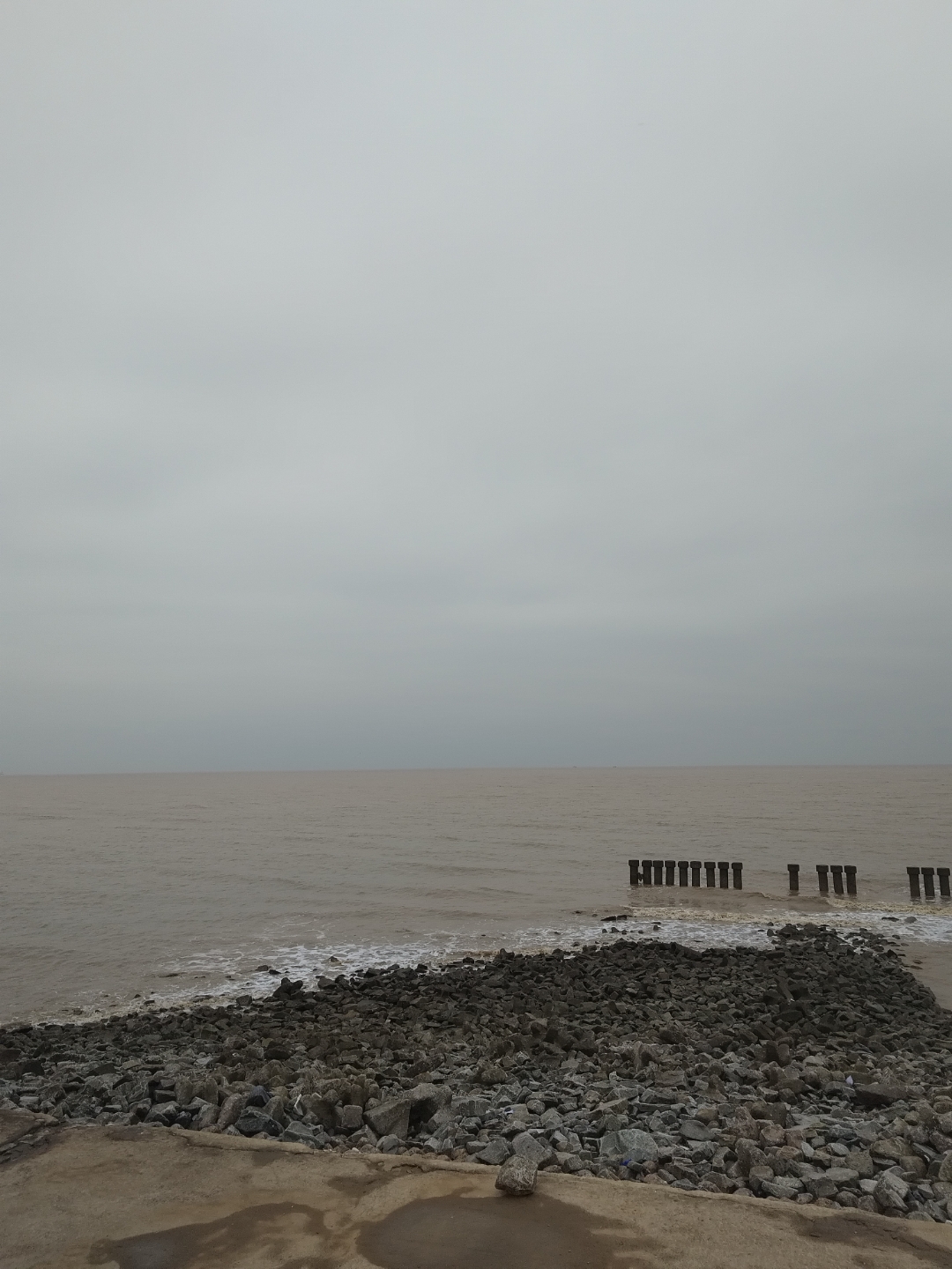"黄海黄?水天一色.