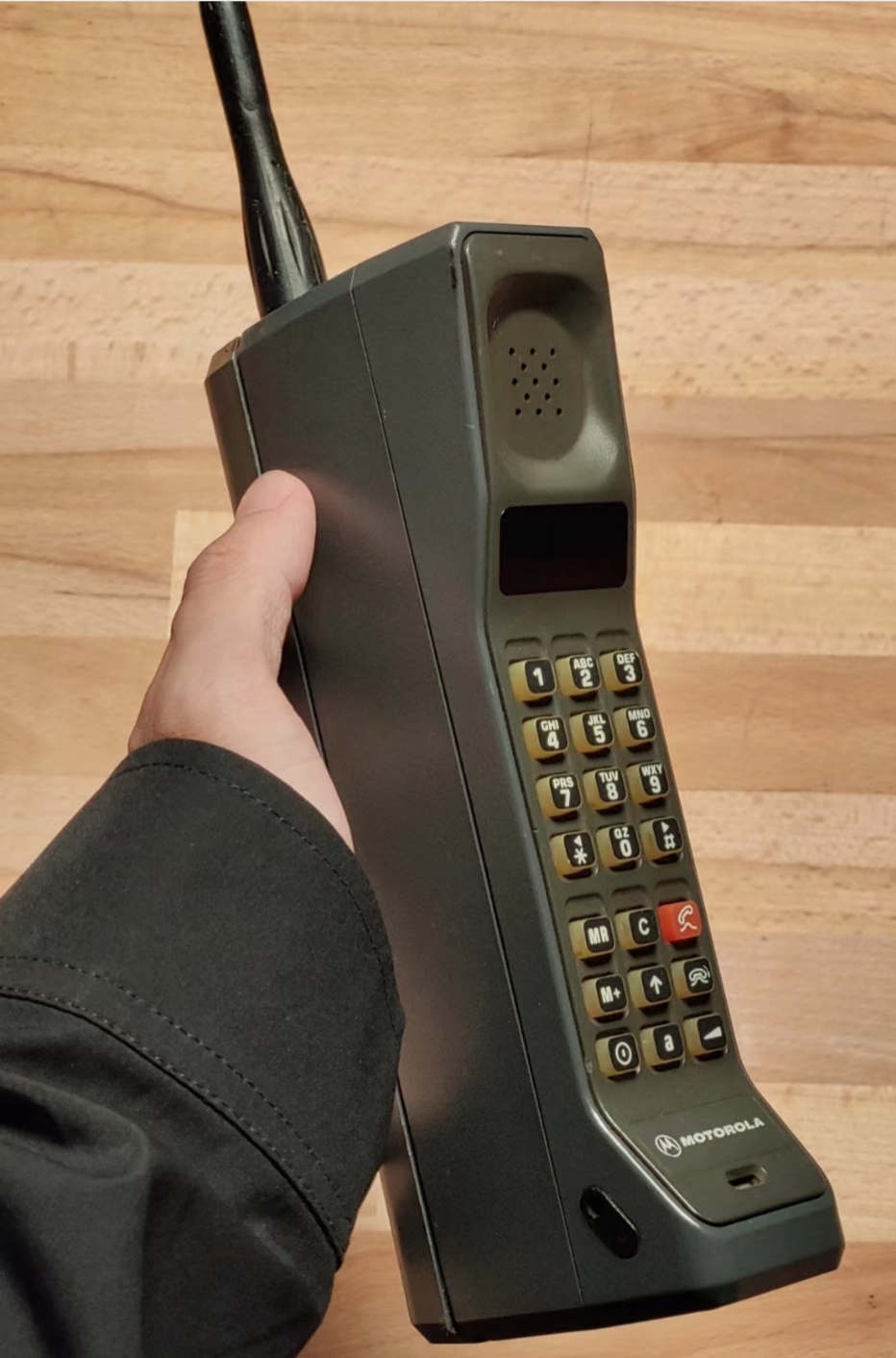 昨天孩子回来气鼓鼓的,一问才知道是孩子的闺蜜给她放了鸽子