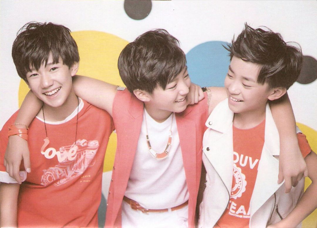 tfboys十年之约演唱会官宣,网友:妈妈粉从小看到大.