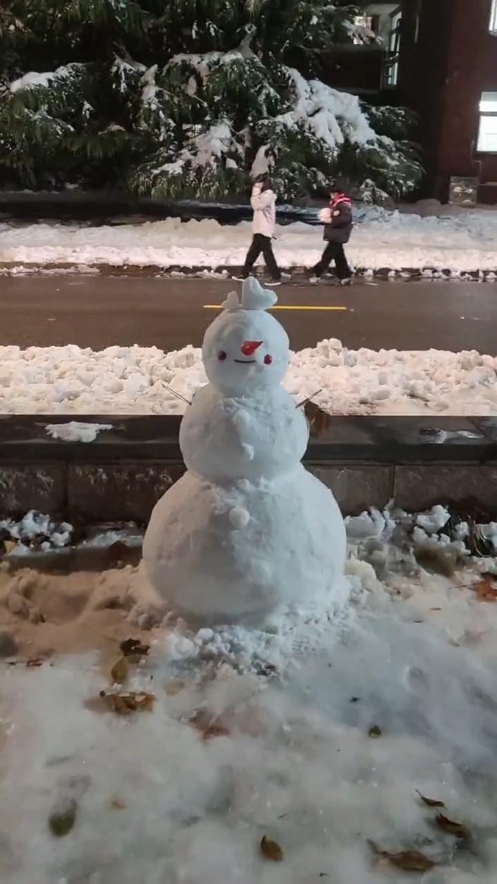 堆雪人大赛图片图片