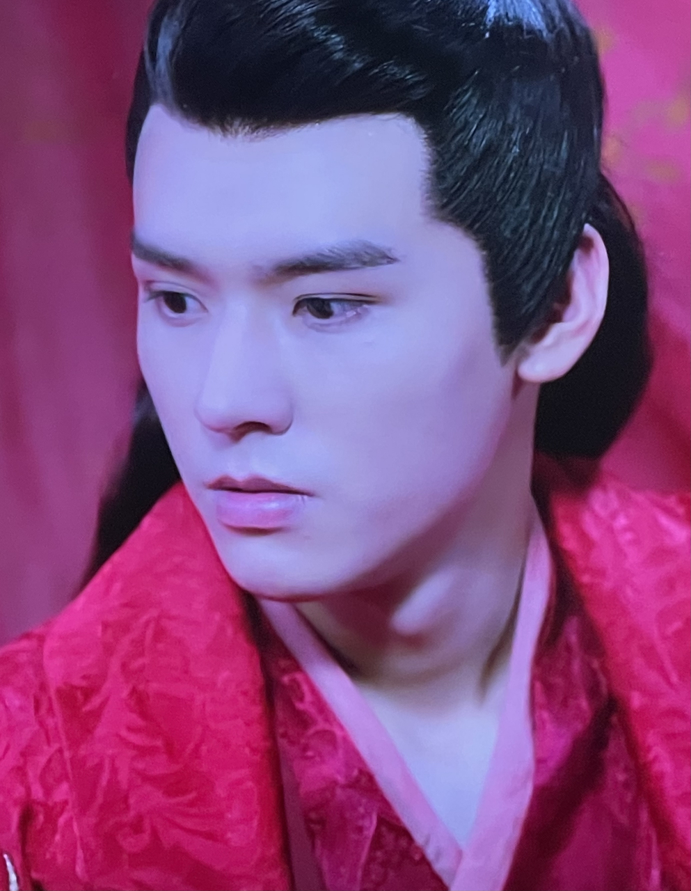 龚俊红衣就这么好看呀 《绝世千金》霸总龚俊红衣上场.