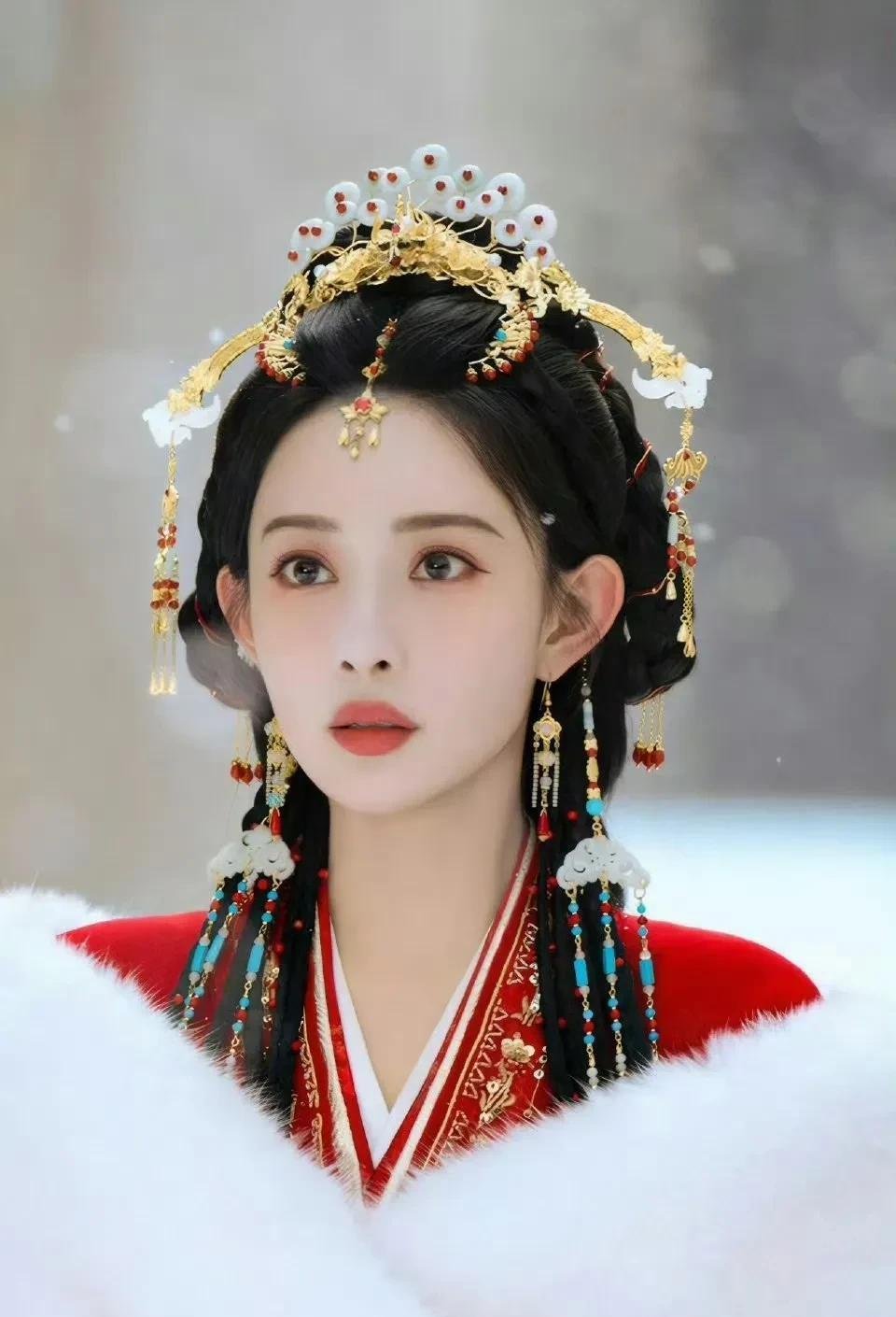 孟子义在娱乐圈爆火是因为古装剧,而她后来饰演的古装戏,从来没有翻车