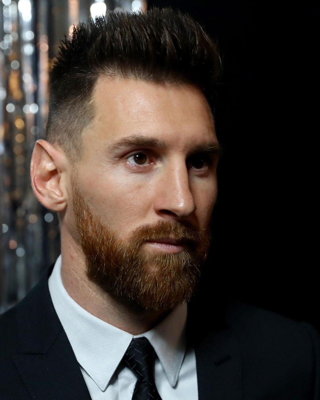 小跳蚤你怎么可以这么帅#梅西# #球王梅西