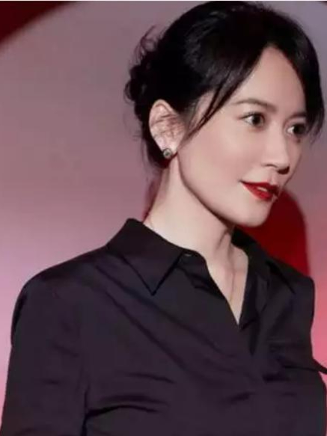 俞飞鸿买了套房子装修后便把它租出去,没想到过了两年就把这件事情忘