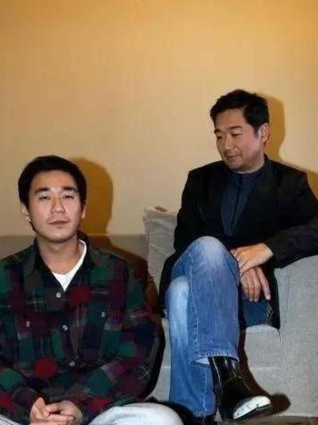 "没想到张默转头做出一件事,让童谣至今无法原谅.
