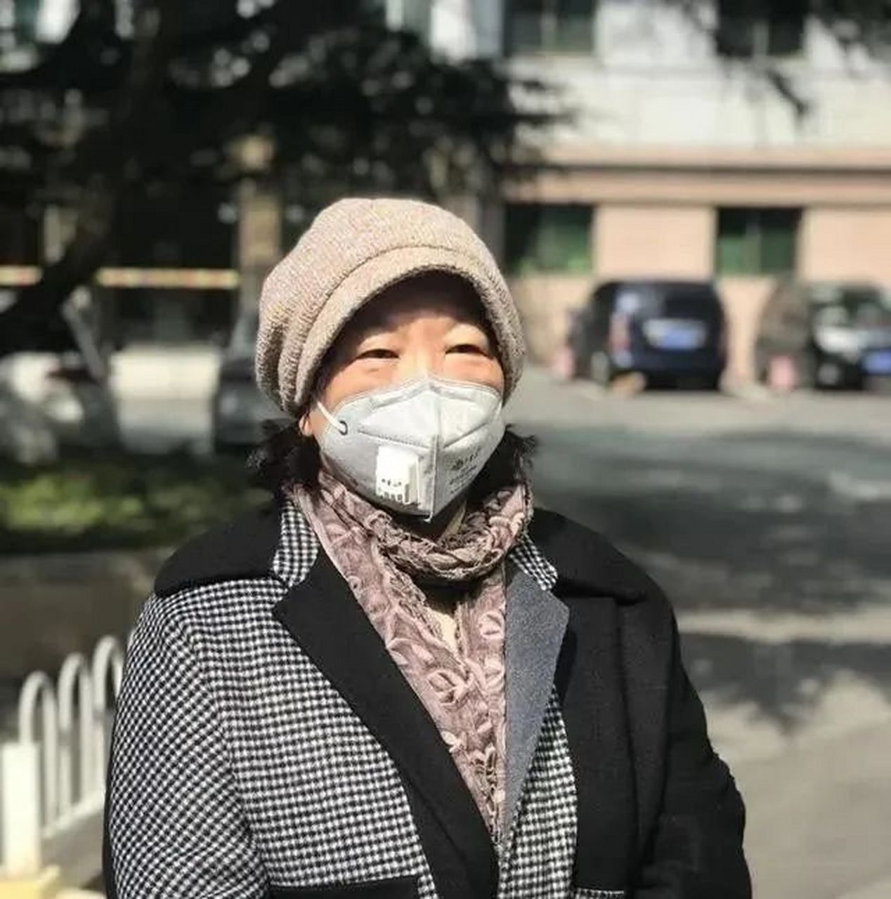65岁作家方方《武汉日记》走红:敢说真话的她,是时代的一剂良药
