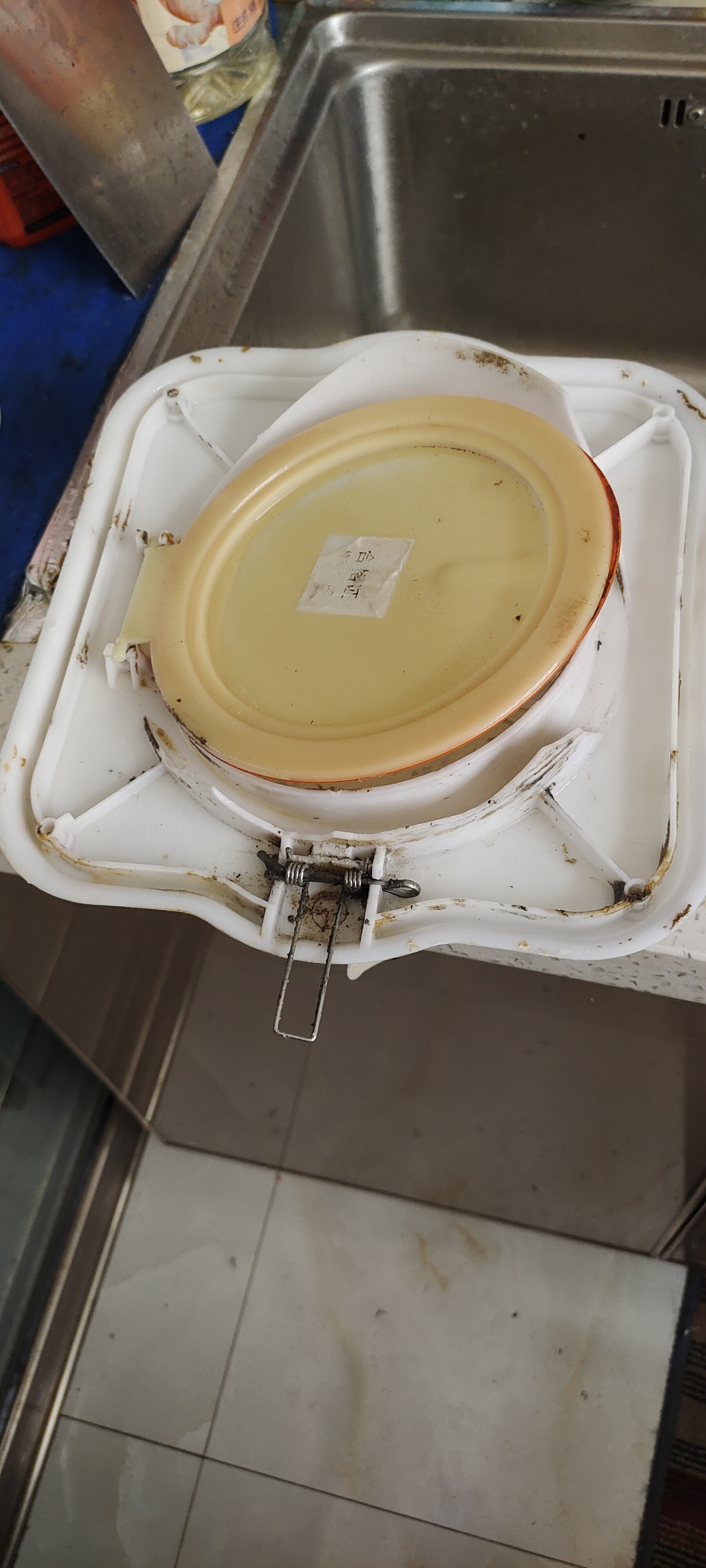 请问这个抽油烟机这个零件在那买