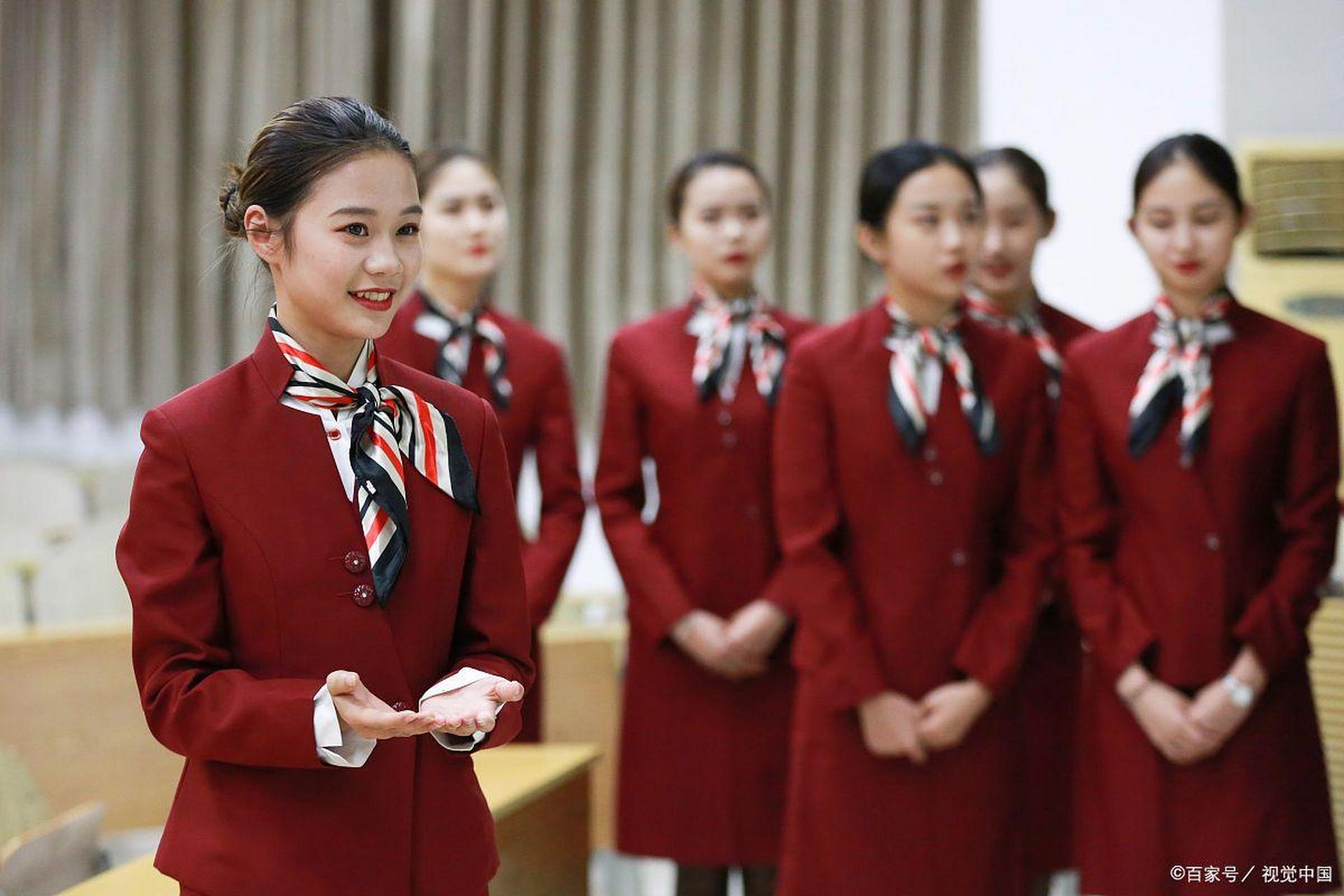 湖南航空 制服图片