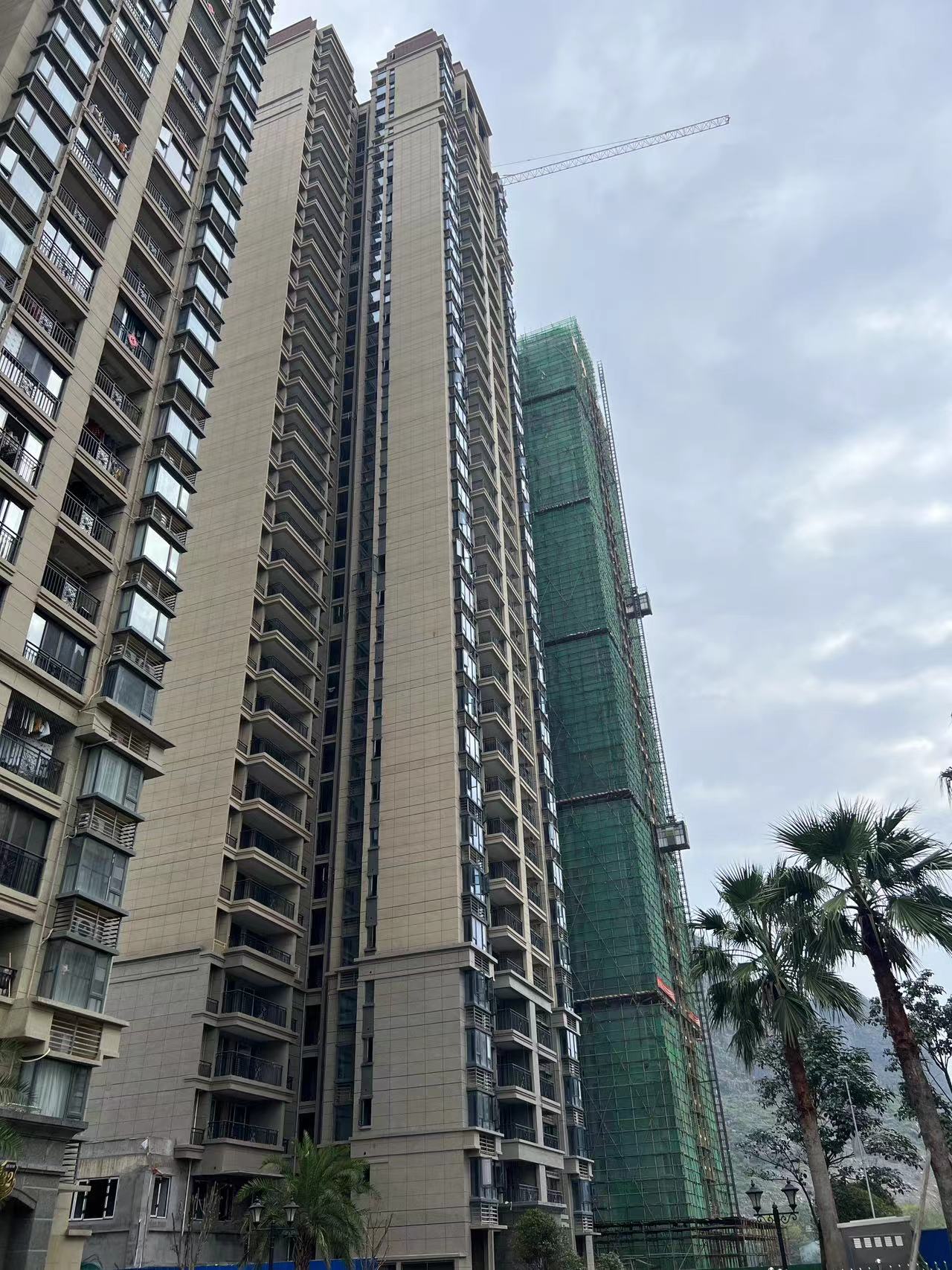 桂林恒大城将始终秉持"民生地产"的理念,加速推进复工复产,承载着幸福