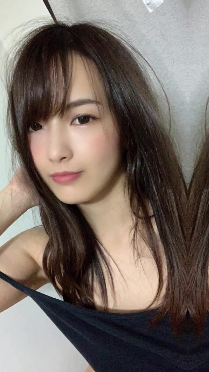 羽田真理(向井蓝)