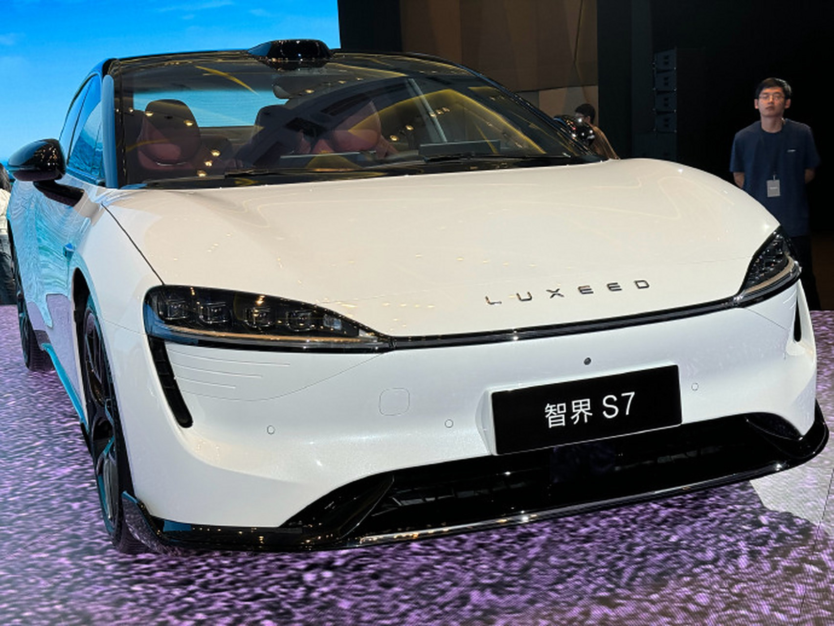 这是要全面进军新能源汽车市场吗?