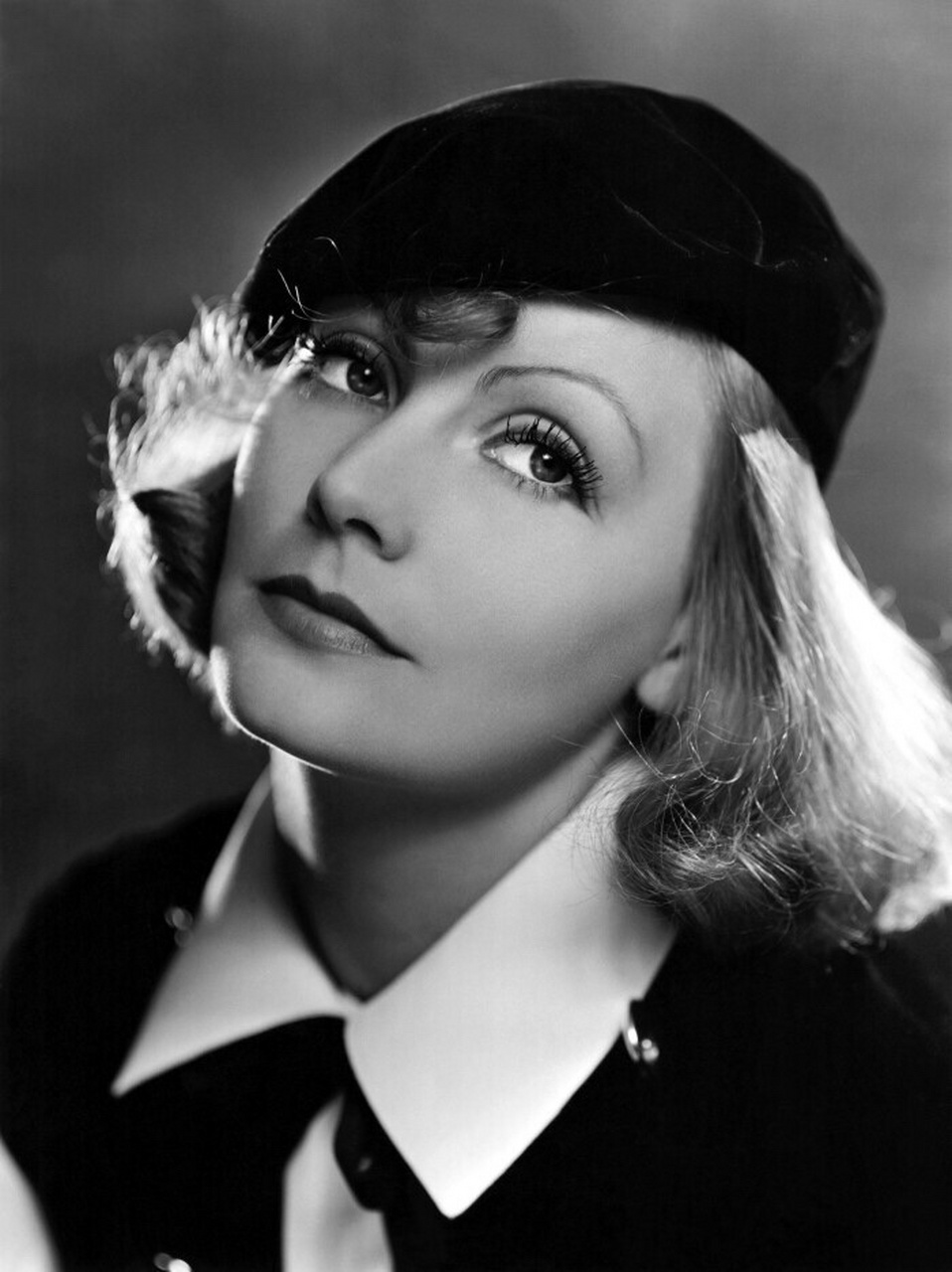 葛丽泰·嘉宝(greta garbo),1905年9月18日生于瑞