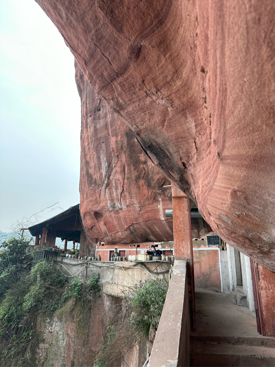 ✨打卡四川泸州4a级景区天仙硐,这里主要展现了丹霞地貌,巨大的红色