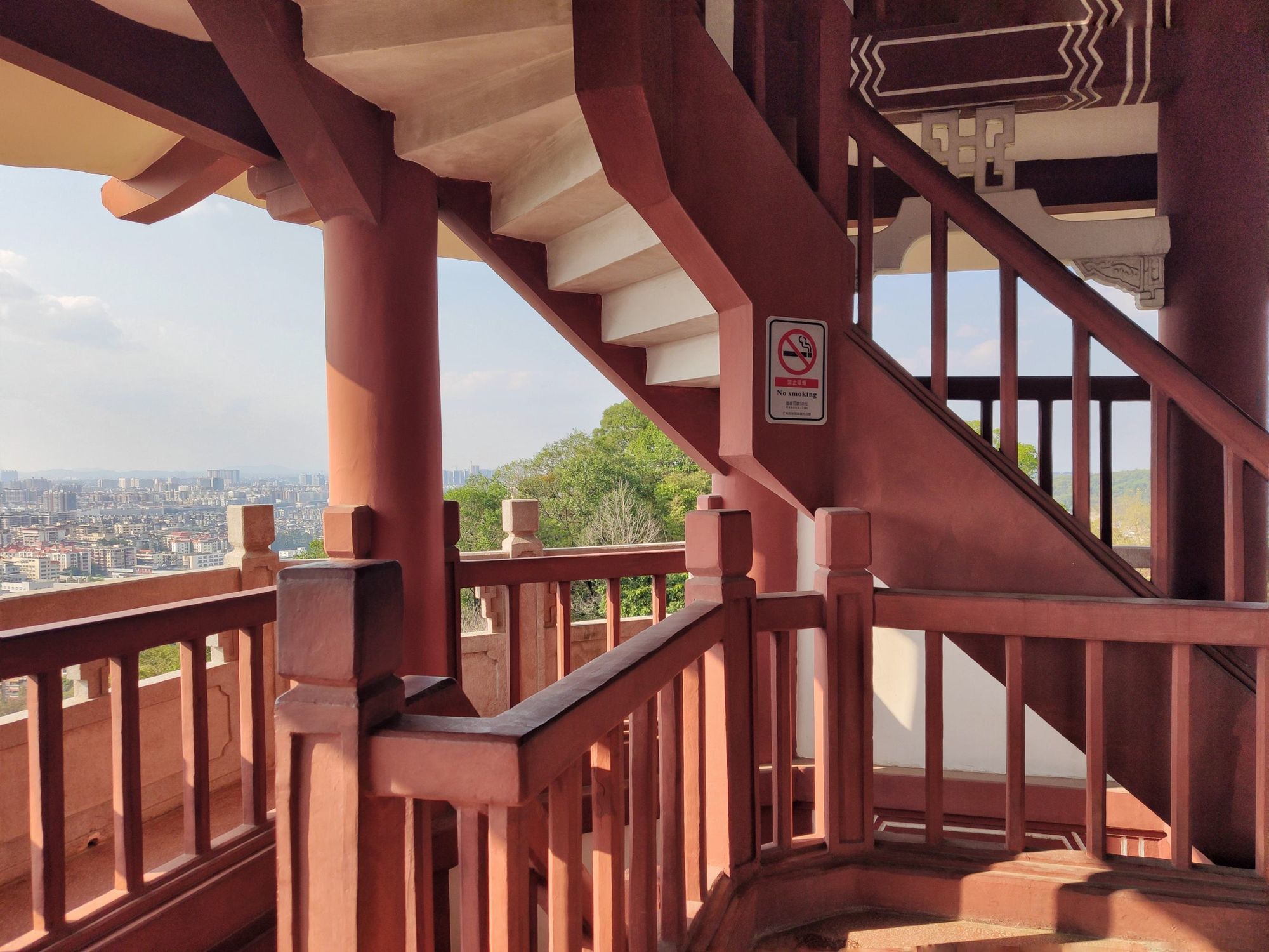 卢丹 摄影《广州鸿鹄楼》