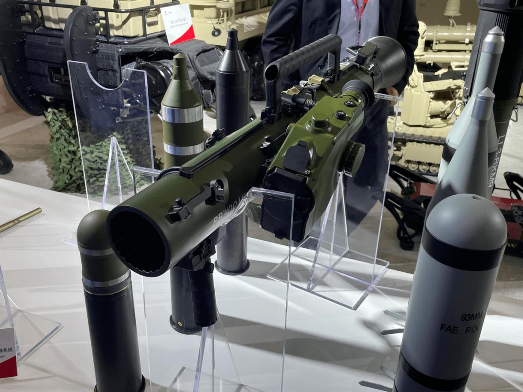 步兵空炸大杀器:中国新一代无后坐力炮.