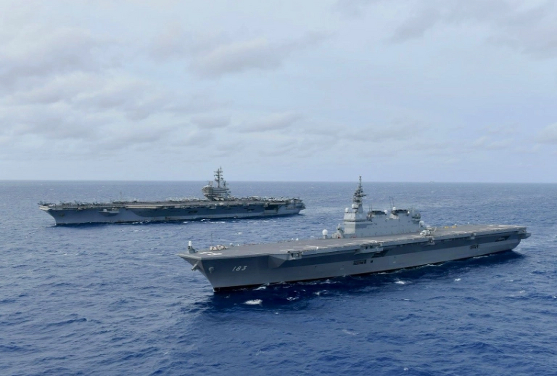 日本的"出云"号(ddh-183),是航空母舰吗?