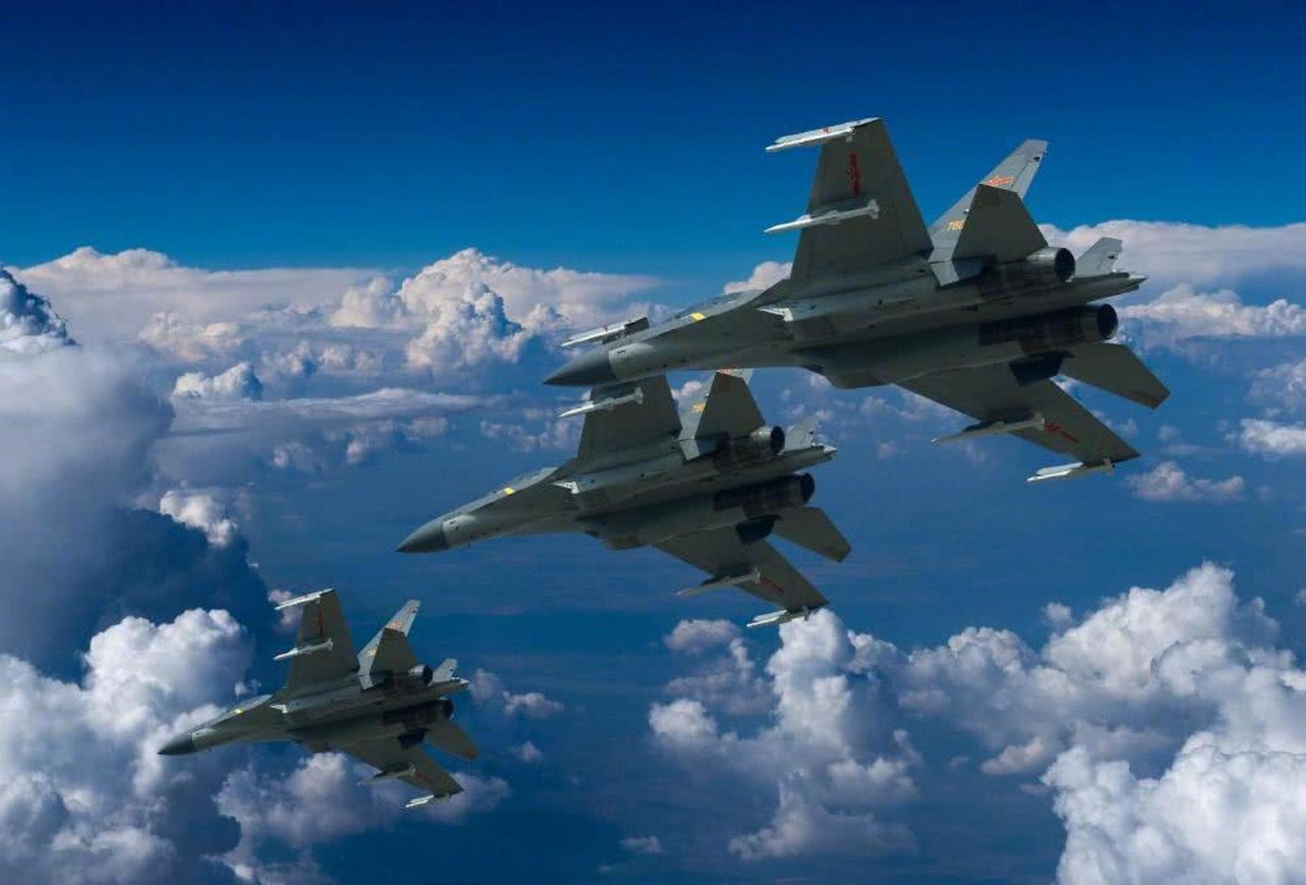 中方5架歼-16击落中巴蓝军51架战机,其中包含14架歼10c,3架歼11系列