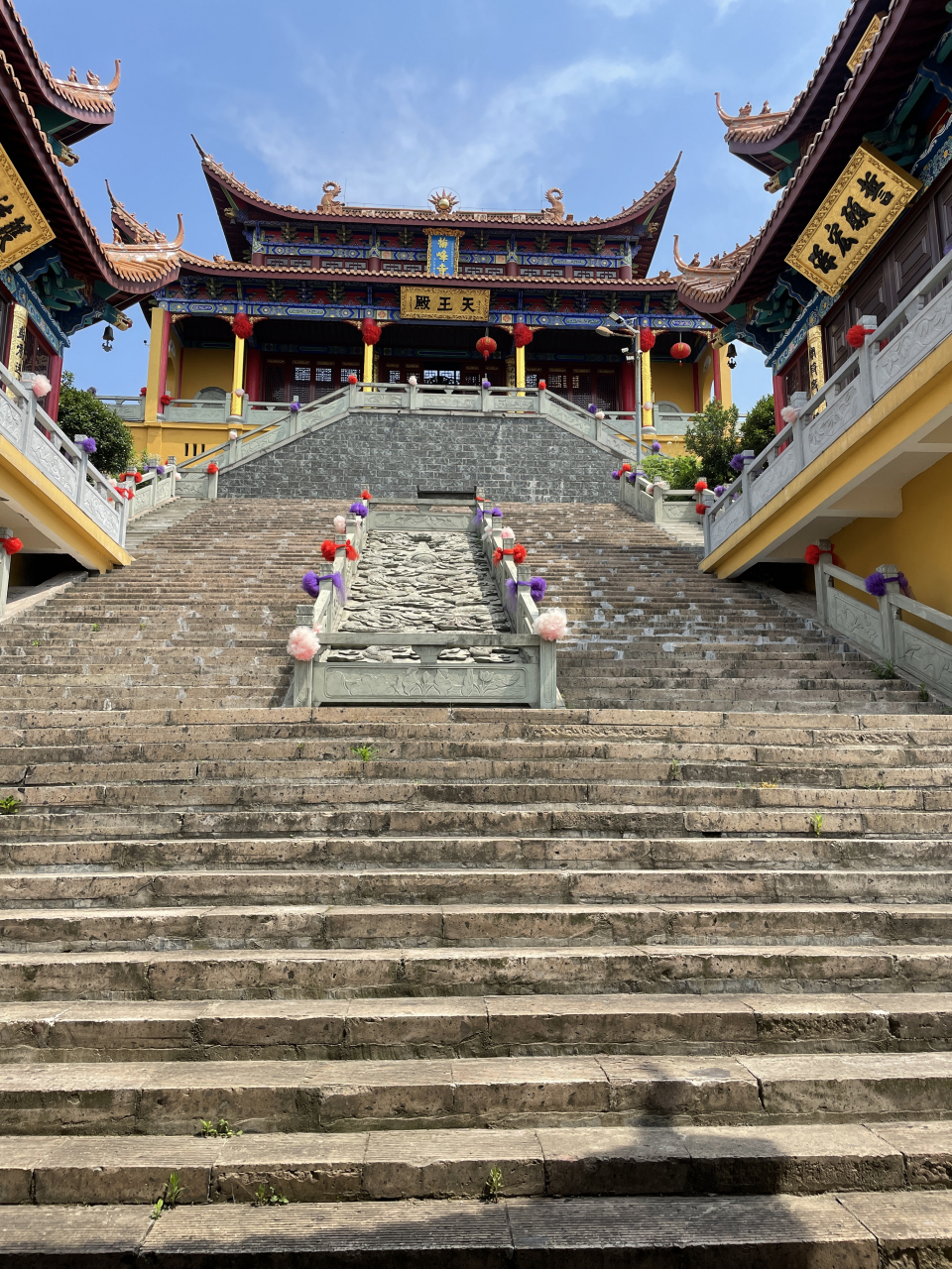 绍兴小方岩梅峰寺图片