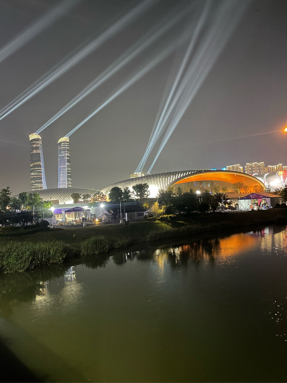 钱江世纪城夜景图片