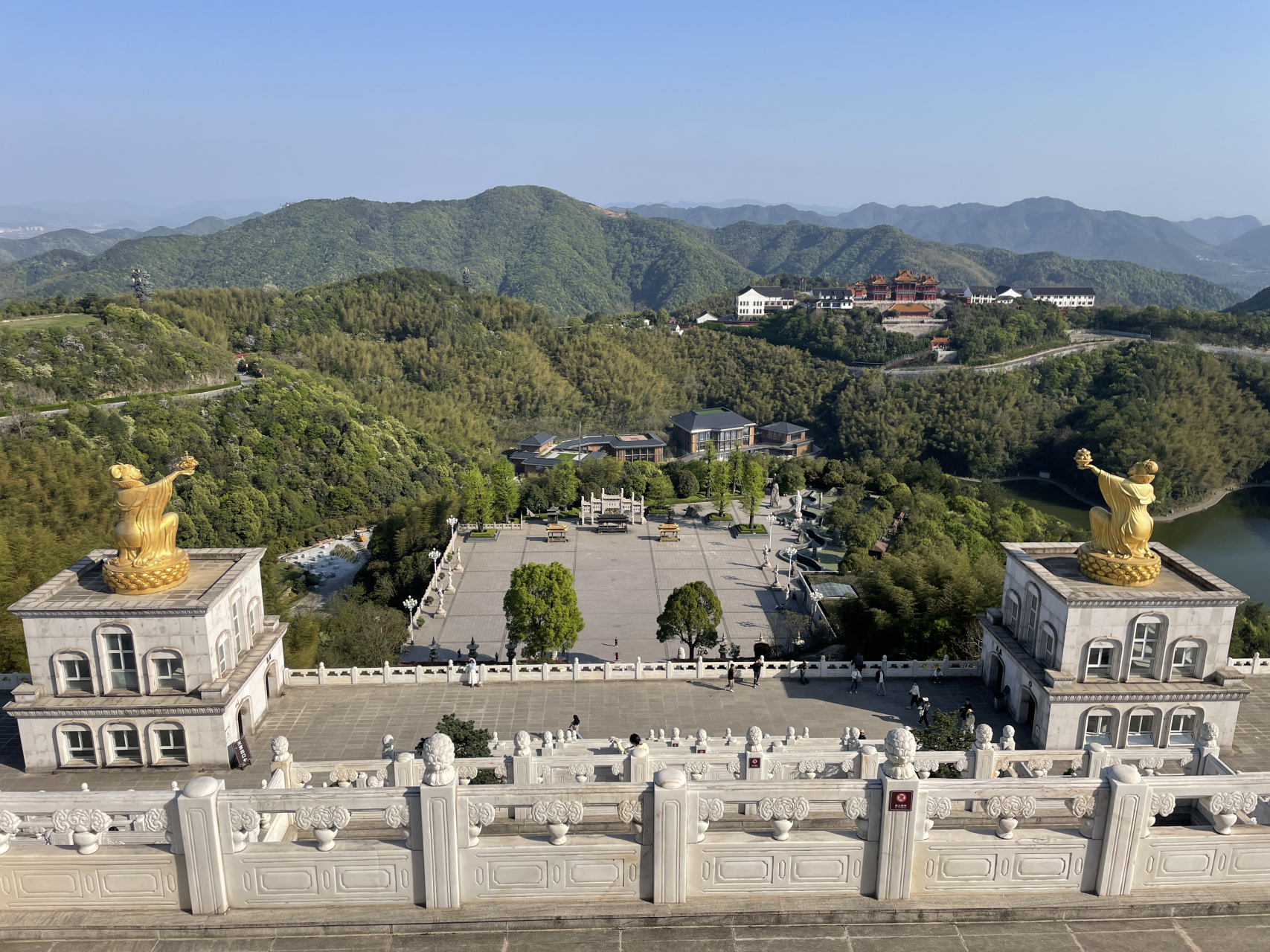 绍兴会稽山兜率天宫