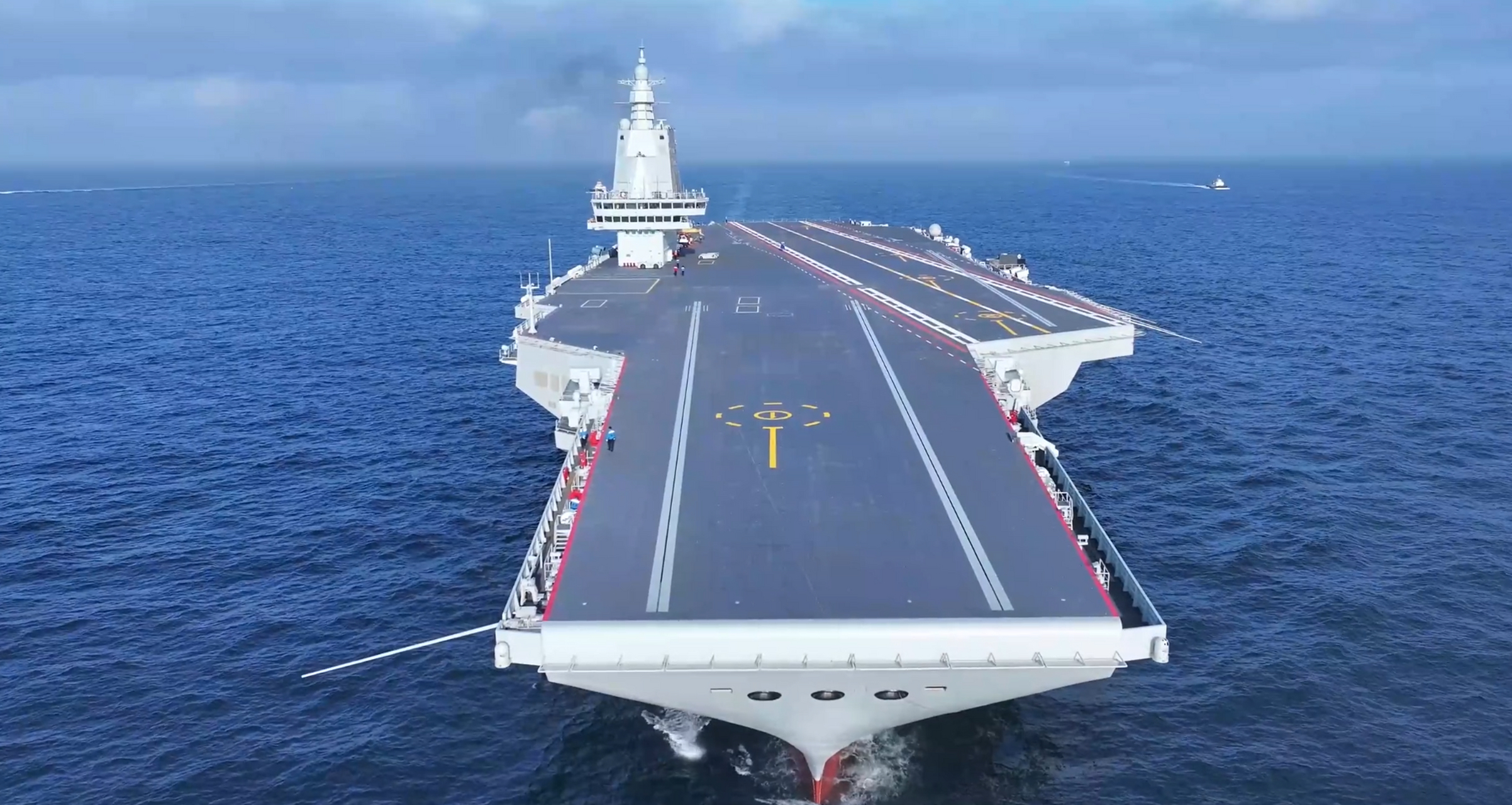 就像新车上路前要检查一样,航母得看看造得好不好,设计合不合理.