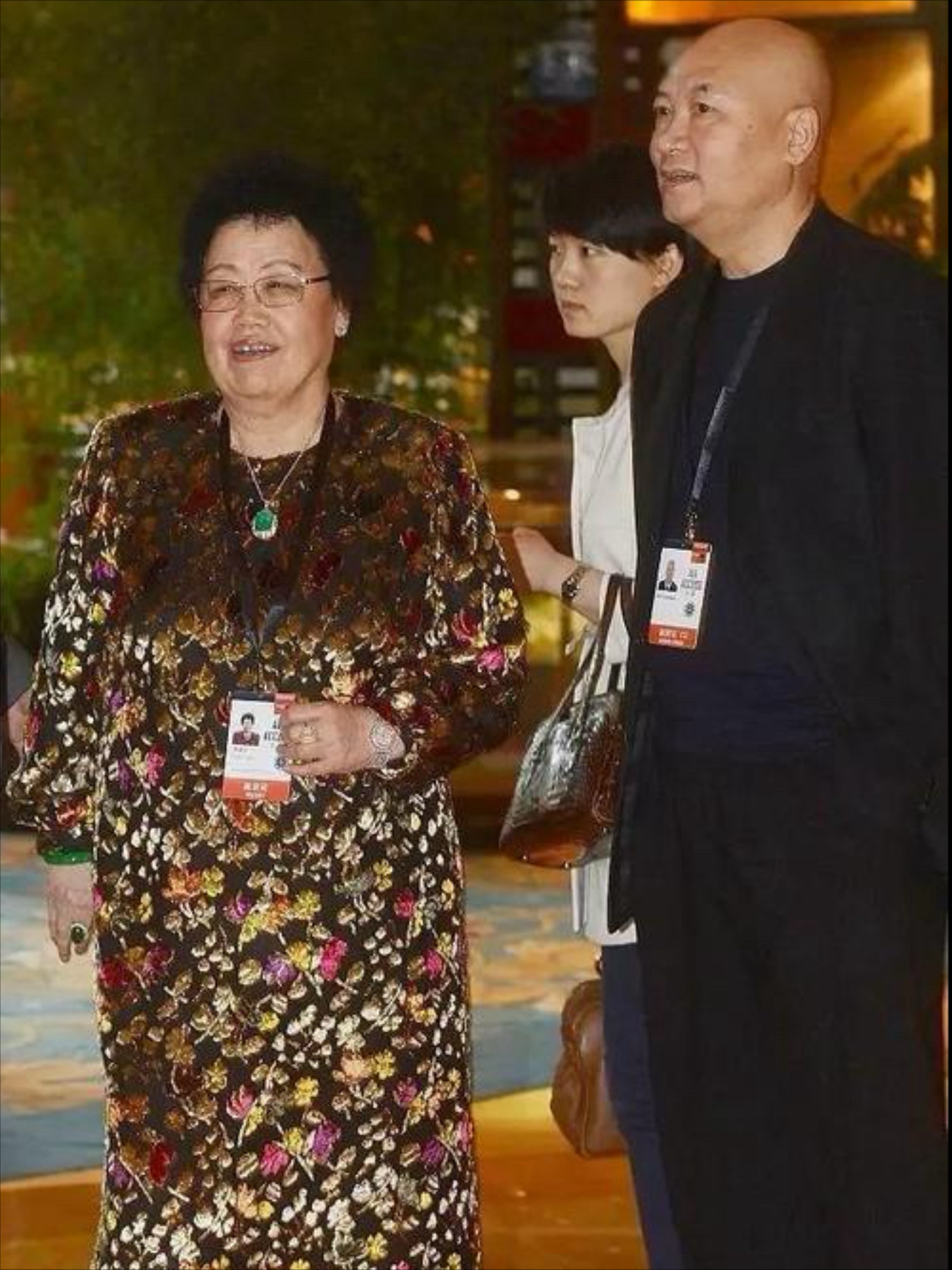 迟重瑞老婆年轻图片