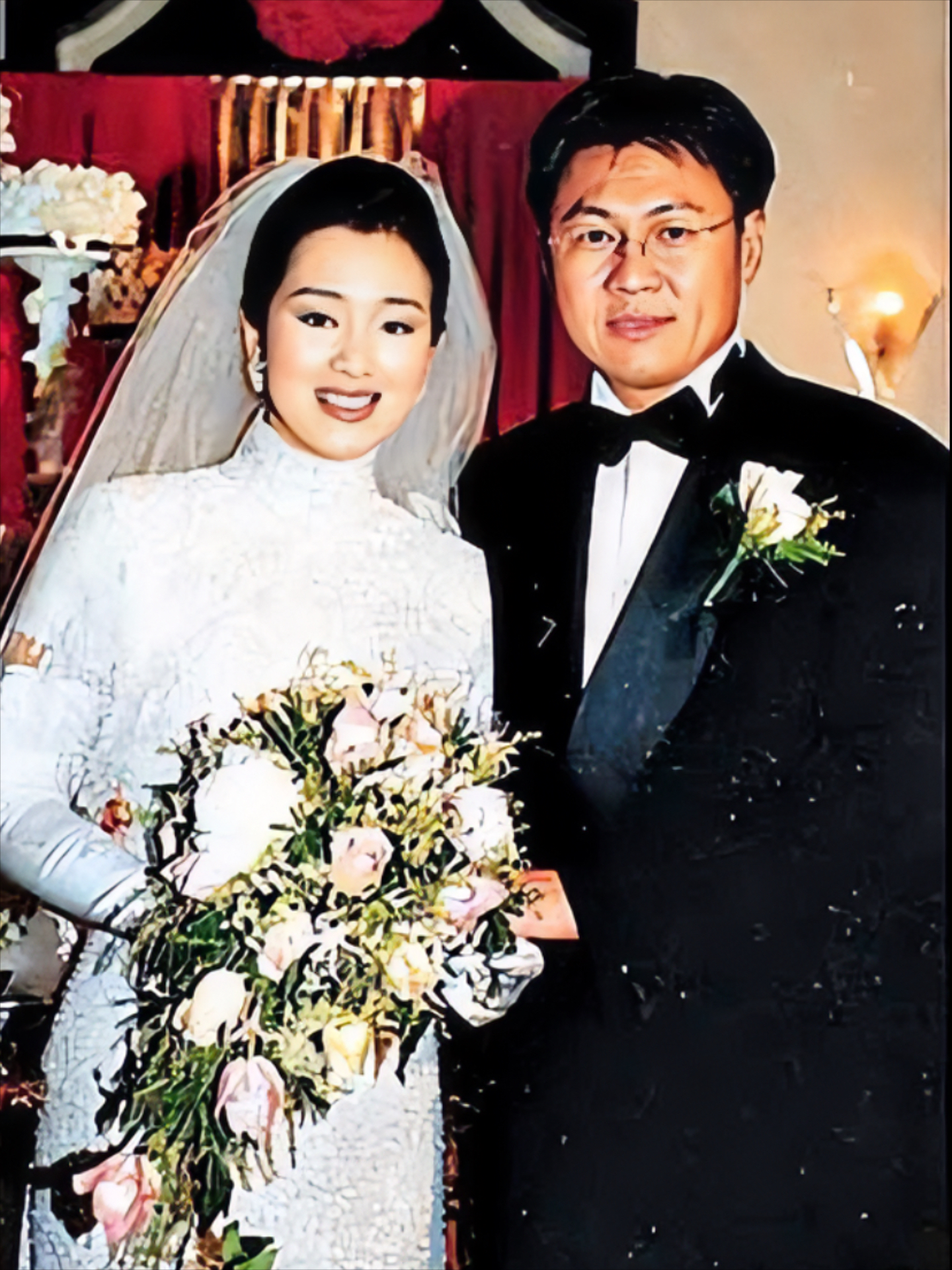 离婚后,二人相处如亲人,巩俐2019年再婚时黄和祥也送去了祝福