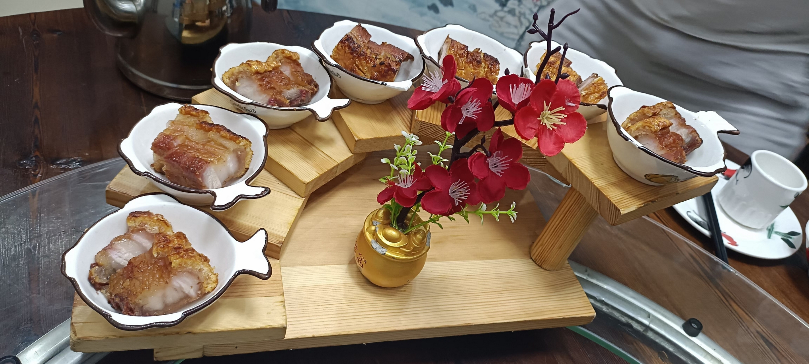 广宁纪行之美食:广宁是山区县,山林竹海,河塘溪涧遍布境内,食材自然