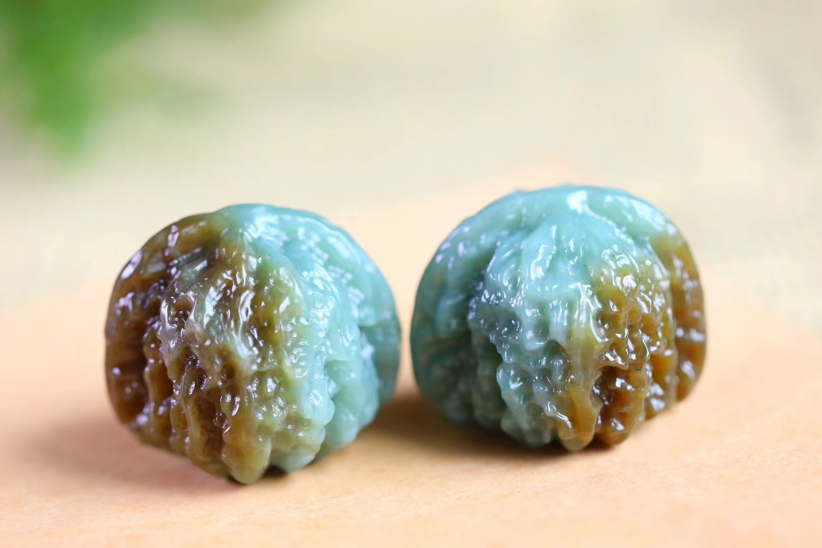 美图赏析 唐玉核桃 雕刻精美 惟妙惟肖 长生之果#热点引擎计划# #美图