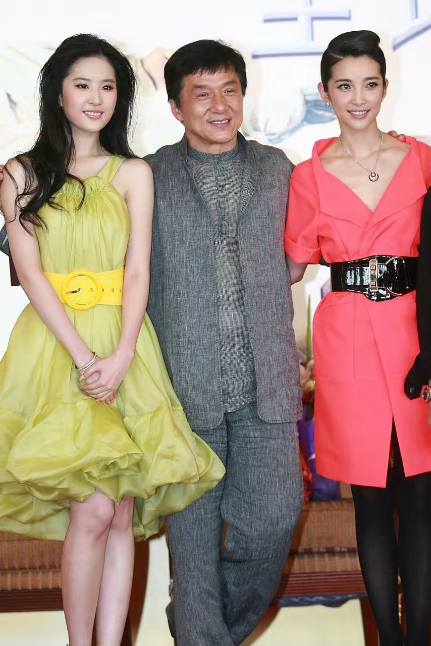《功夫之王》时期的刘亦菲,成龙,李冰冰.
