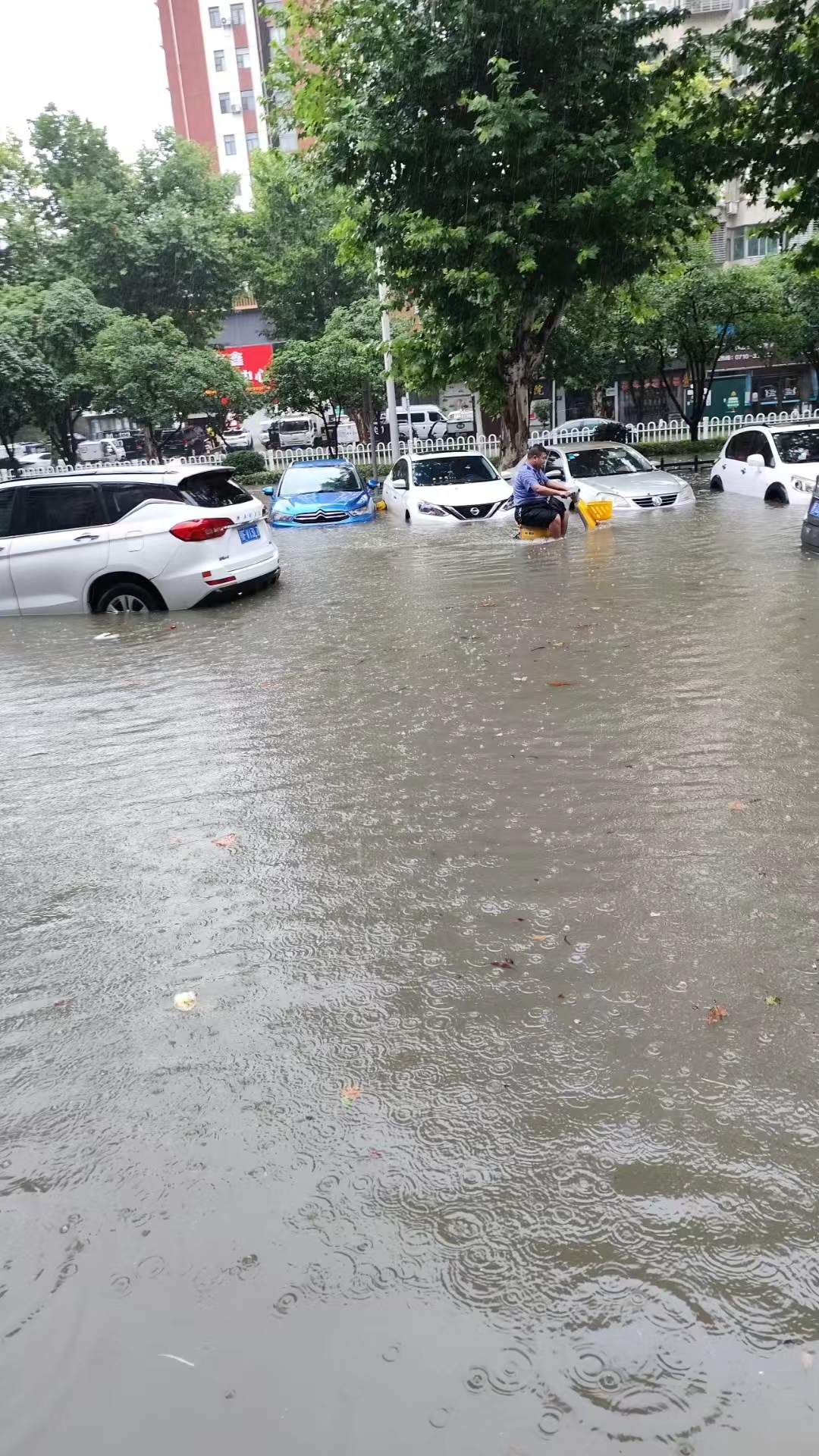 襄阳成为新一线"沿海城市#湖北襄阳大暴雨# "