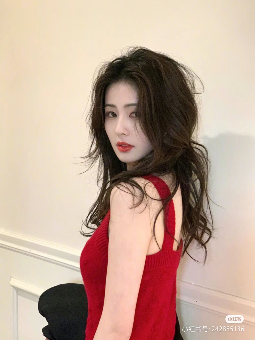 红鹿"今日偶遇白鹿,心中顿生宁静.