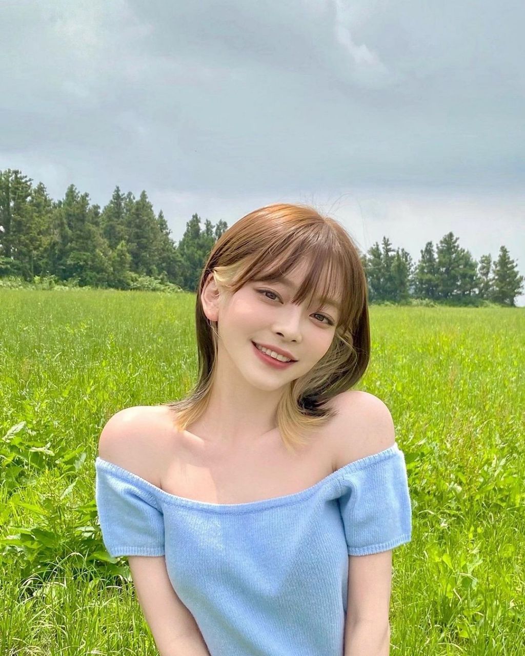 韩国姜泰莉小姐姐的小狼尾发型好拉风 姜泰莉是韩国著名的模特,一款