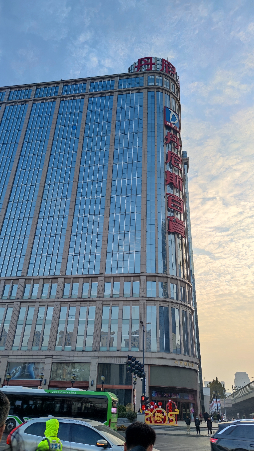 郑州交通大厦钢恢