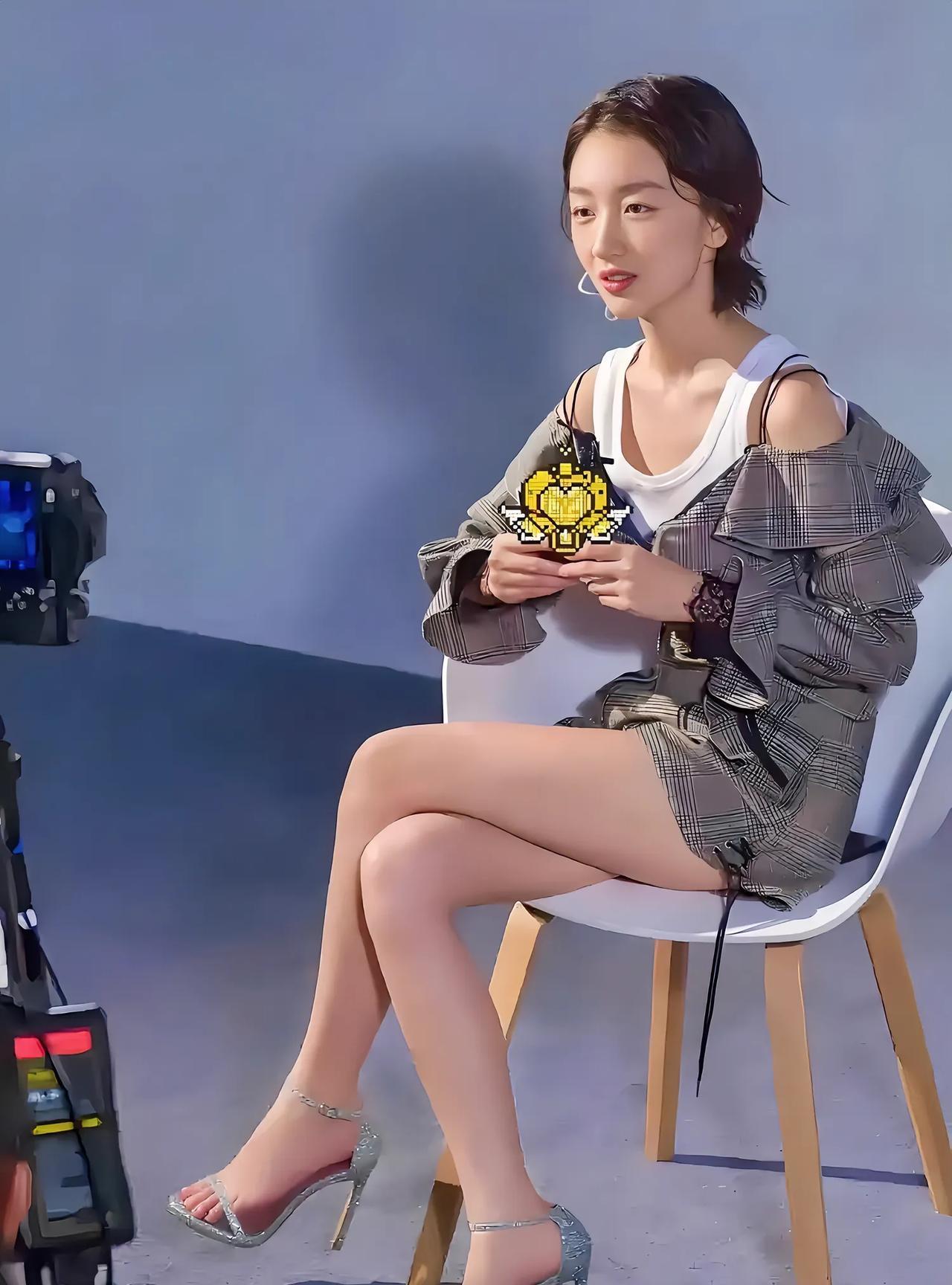 一而再三的获得国内大奖周冬雨静秋山楂树之恋女主角周冬雨周冬雨蕉内