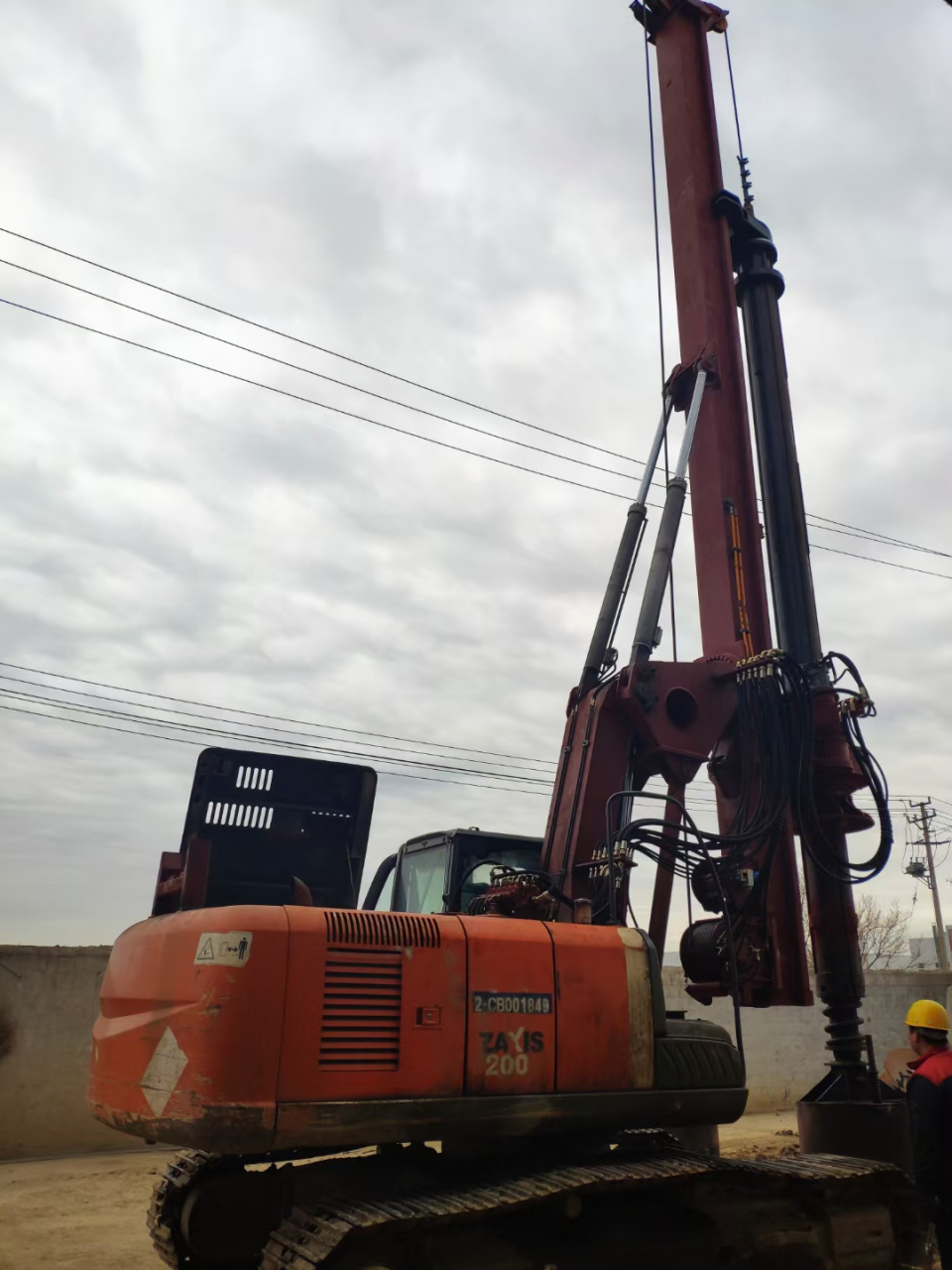 黑科技# 日立挖机好改旋挖钻机吗?